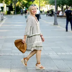 Espadryle: Modne? Ekspertka radzi, jak nosić i co wybrać!