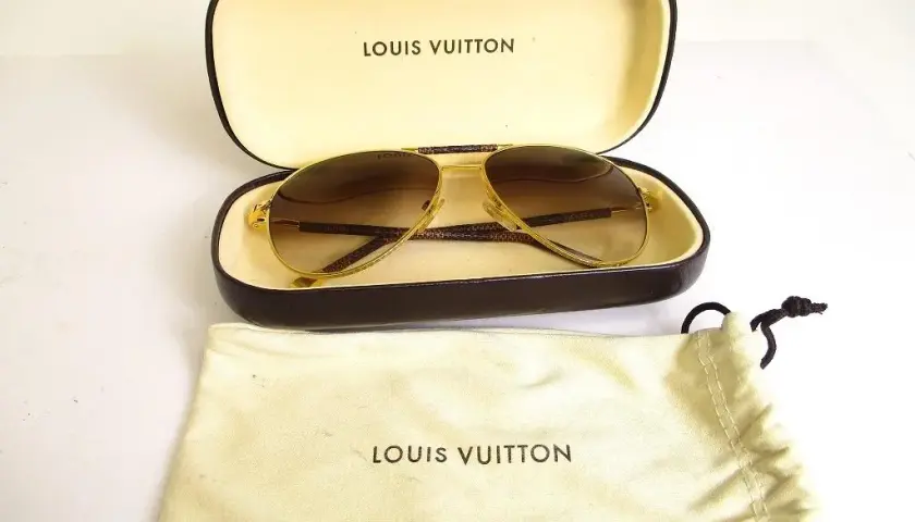 Nie daj się oszukać! Jak rozpoznać oryginalne okulary Louis Vuitton